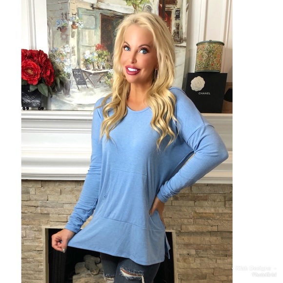 🛍LAST 1! Hoodie Tunic with Kangaroo Pocket! - Picture 4 of 5